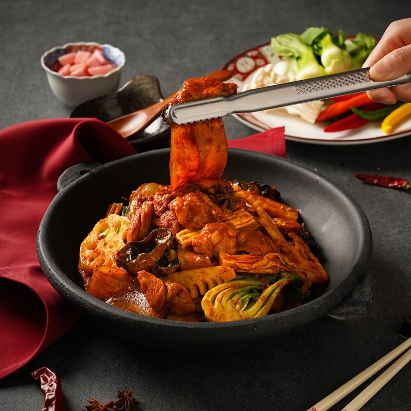 주식회사 더프레시에프앤비,춘천직배송 더담은 닭다리살 마라닭갈비 500g+500g